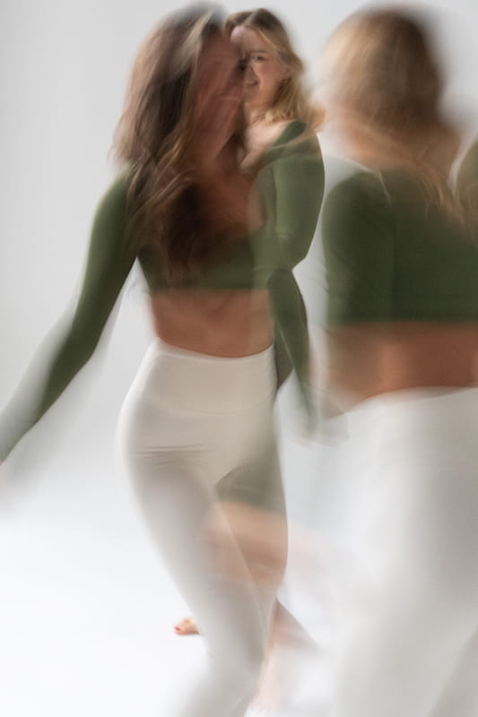 TOP MATERA LONGSLEEVE AVOCADO S