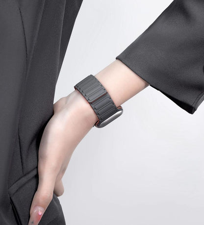 TECH-PROTECT ICONBAND MAGNETIC APPLE WATCH 4 / 5 / 6 / 7 / 8 / 9 / SE / ULTRA 1 / 2 (42 / 44 / 45 / 49 MM) NERO/ARANCIONE